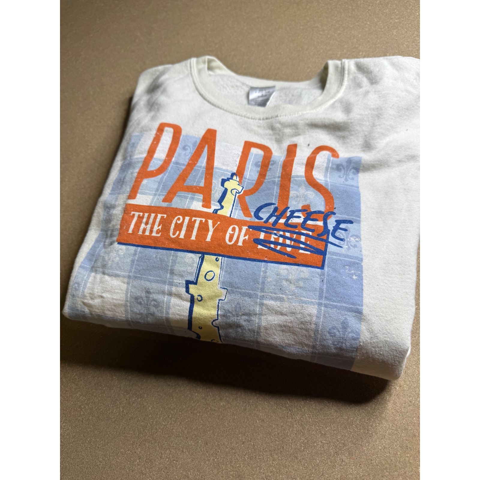 Disney Ratatouille Paris City Of Cheese Sweatshirt Mens Xl Cream Remy Pixar